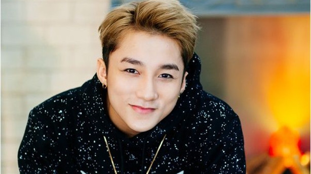 Sơn Tùng hát không cát-sê ủng hộ đồng bào lũ lụt Quảng Ninh