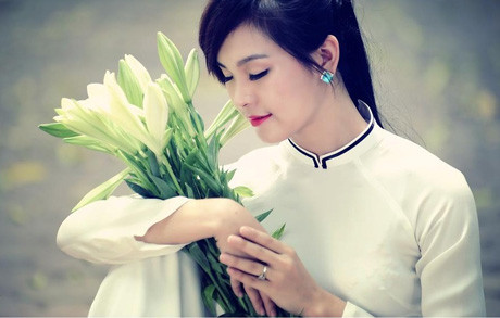 Tháng Tư, mùa đi qua thương nhớ