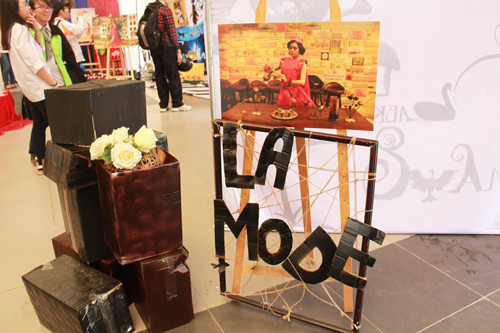 Triển lãm thời trang cực chất của teen Hà Nội - Amsterdam