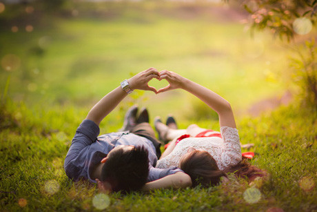 Viết cho ngày Cá tháng Tư: Lời nói dối ngọt ngào