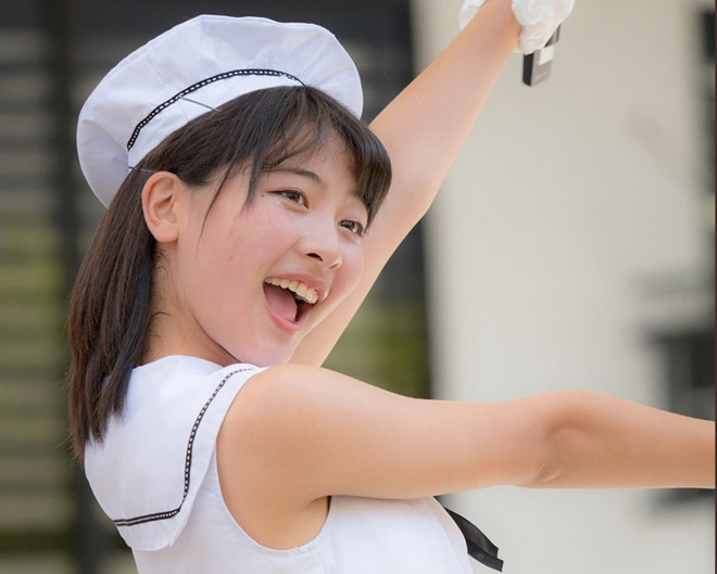 Luôn xuất hiện với hình ảnh đầy sức sống nên không ai tin cô lại tự sát khi còn chưa bước sang tuổi 17. 