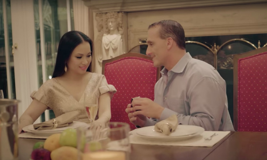 Ca sĩ Hà Phương làm MV 'khủng' tặng ông xã tỷ phú Chính Chu