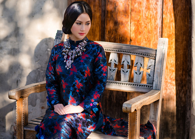 Tristine Trâm Bùi tái hiện Tết cổ xưa trên đất Mỹ