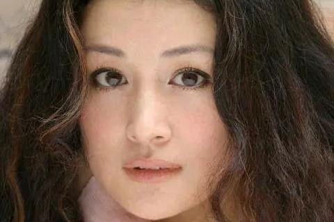 Diễn viên 'Thủy hử' qua đời đột ngột không di chúc, tài sản 77 triệu USD phân chia ra sao?