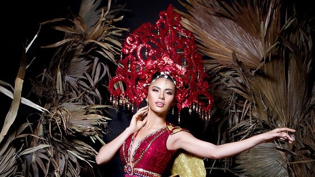 Tân Hoa hậu Phillipines từng 'trượt vỏ chuối' ở nhiều cuộc thi nhan sắc .