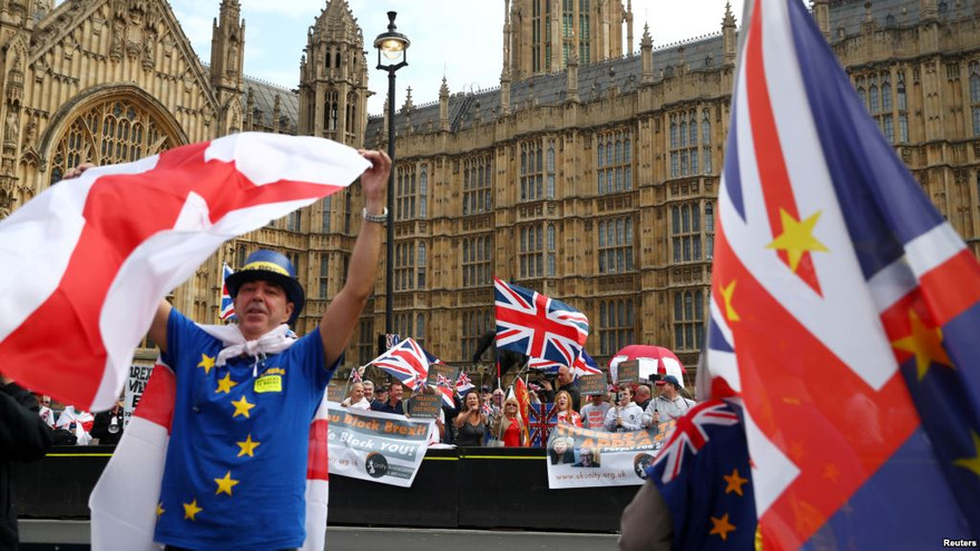 Vì sao Quốc hội Anh chưa thông qua thỏa thuận Brexit?