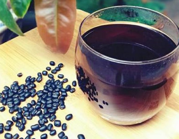 Nước đỗ đen có nhiều tác dụng cho sức khỏe