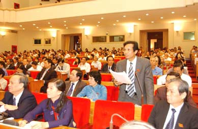 Dùng thẻ điểm danh đại biểu Quốc hội