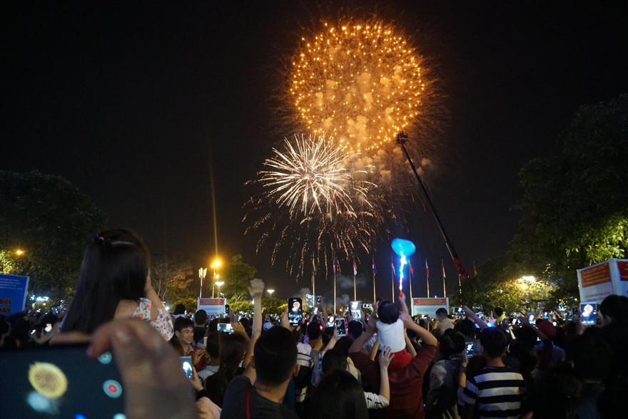 Việt Nam bước sang năm mới 2018