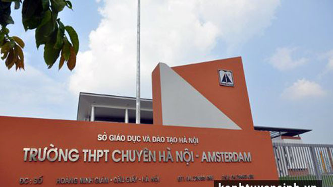 Trường THPT chuyên Hà Nội - Amsterdam 