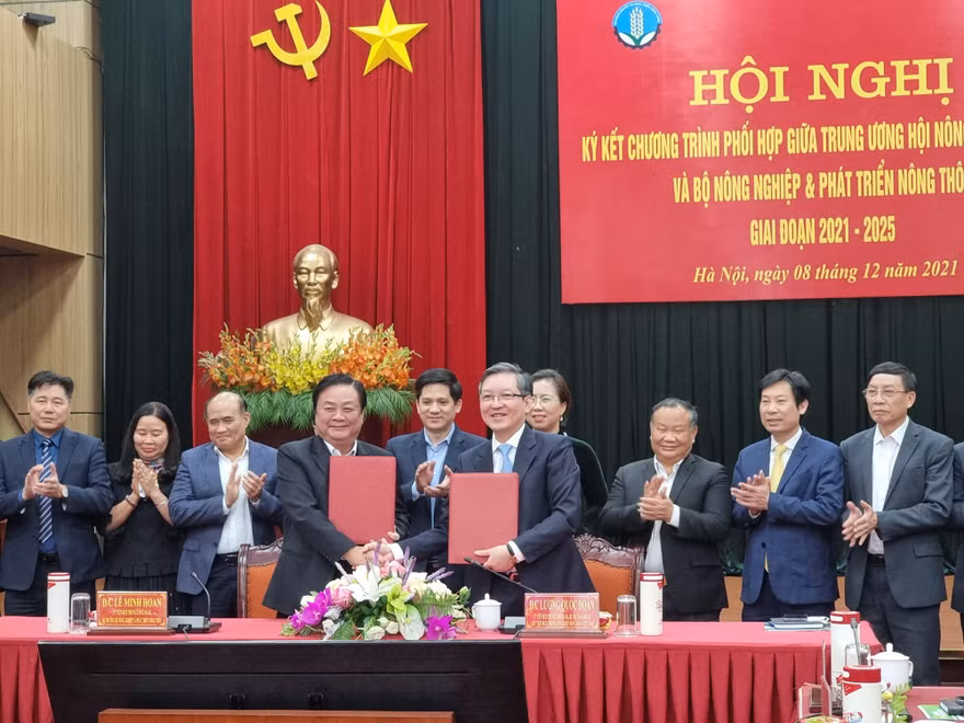 Bộ Nông nghiệp và Hội nông dân 'bắt tay' xây dựng nông dân 4.0