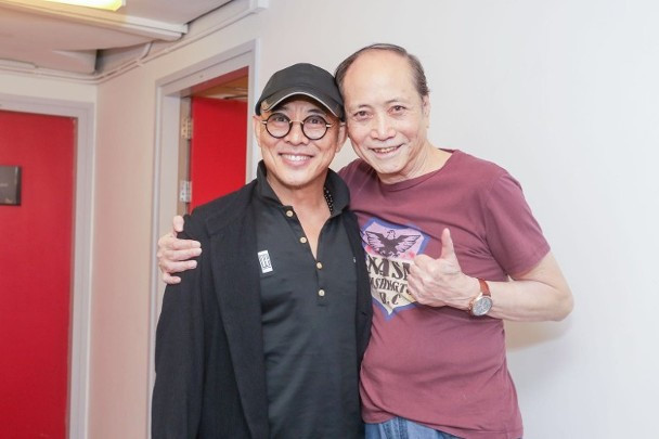 Ảnh Lý Liên Kiệt bên cha vợ 83 tuổi khiến dân mạng xót xa