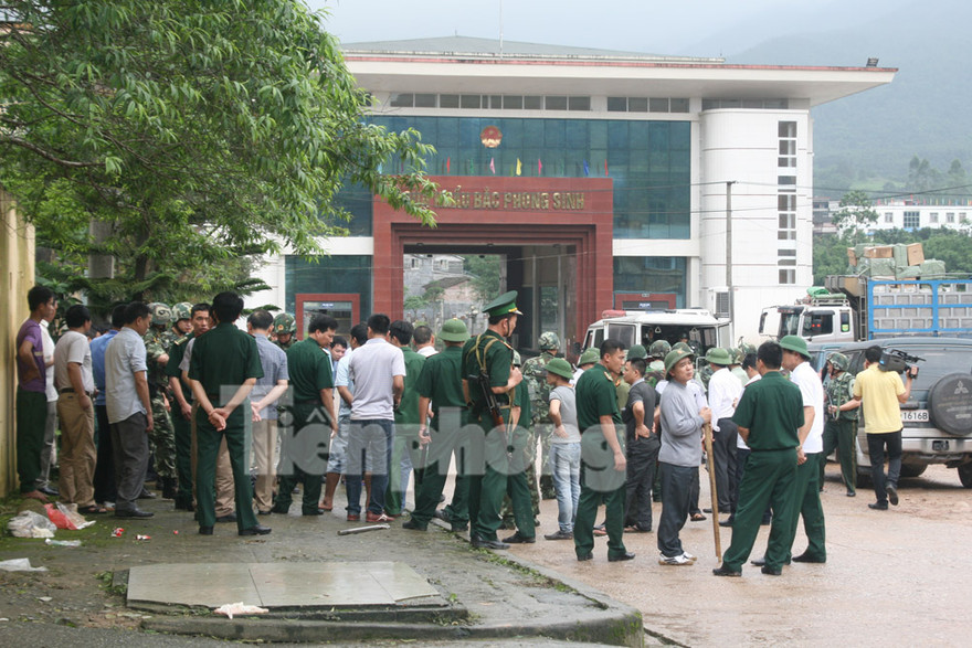 Bắt giữ nhóm đối tượng nhập cảnh trái phép, cướp súng