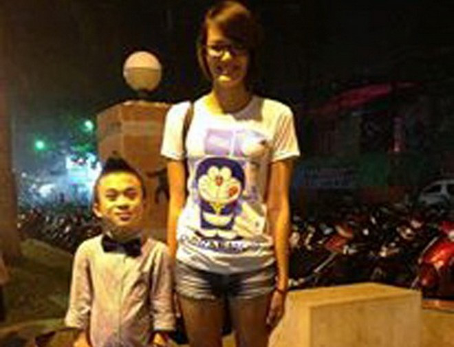 Chuyện tình chú lùn 1,26m và nàng Bạch Tuyết 1,75m 