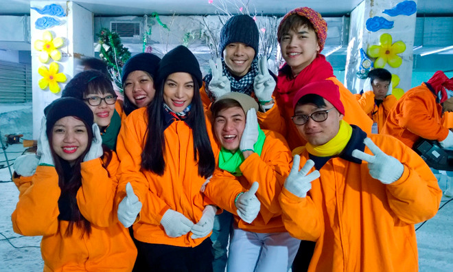 Trương Ngọc Ánh và các học trò của mình đã có những trải nghiệm thú vị trong nhà tuyết.