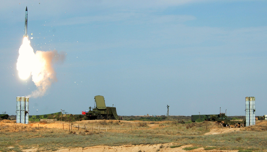 [VIDEO] ‘Rồng lửa’ S-300 khắc chế tiêm kích đánh chặn MiG-31