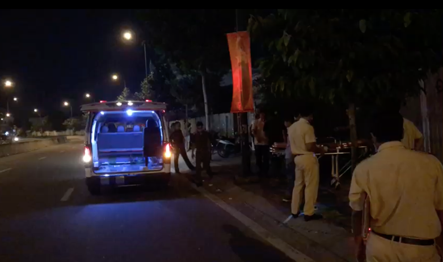 Tông vào cột đèn chiếu sáng 1 người tử vong 