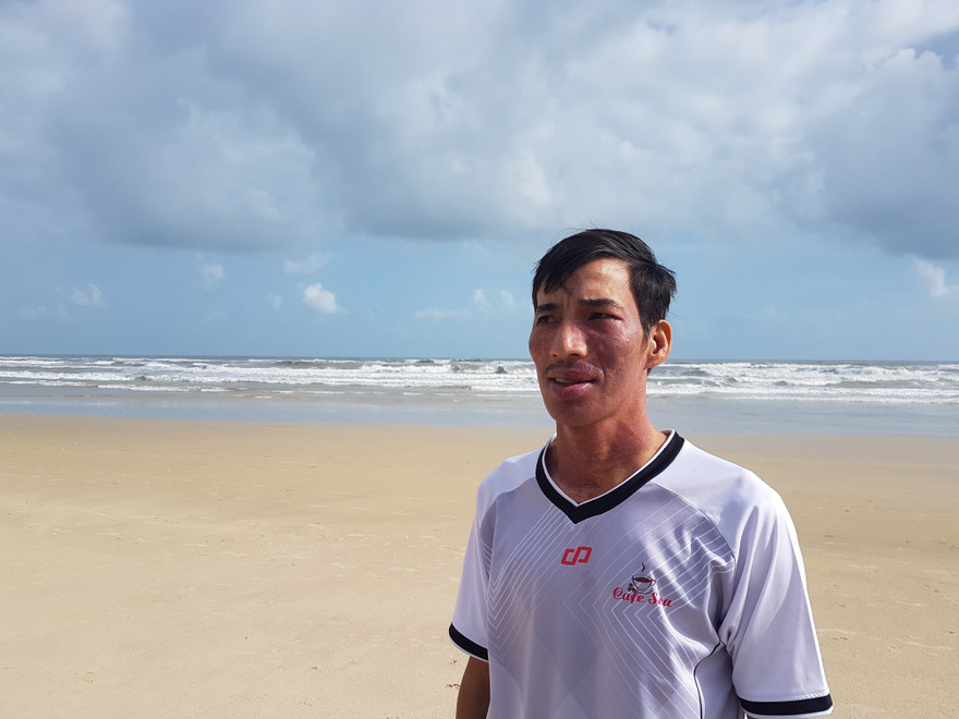 Anh Lê Văn Thảo, người phát hiện và báo cáo vụ việc lên cơ quan chức năng