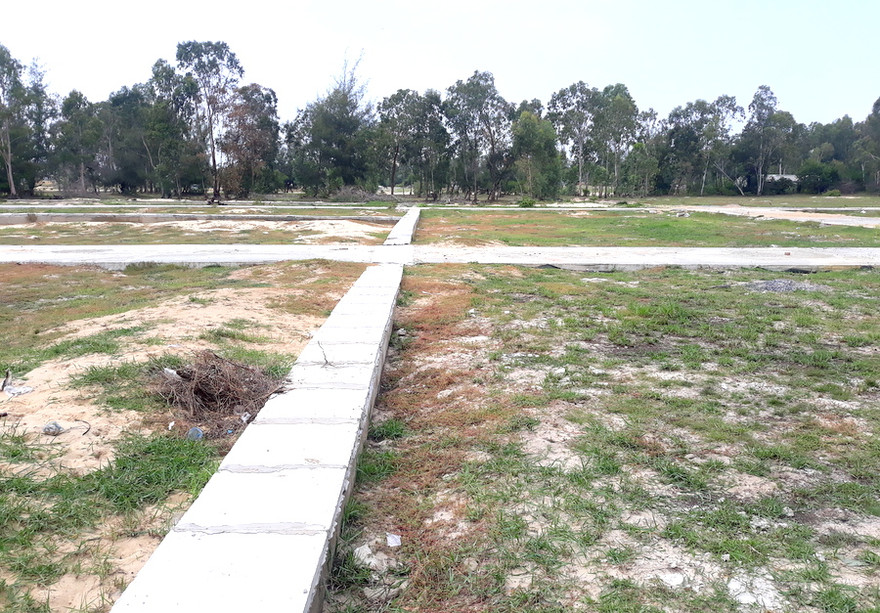 hơn 4000 m2 đất chưa chuyển đổi mục đích đã được các đối tượng phân lô bán nền. ảnh B. T