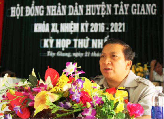 ông Bríu Liếc - Bí thư huyện ủy Tây Giang có đơn xin nghỉ hưu sớm 5 năm