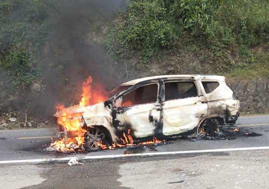 Tin mới vụ xe ô tô phát nổ và bốc cháy ở Quảng Nam