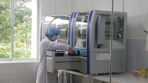 Máy xét nghiệm Real-time PCR tự động được Sở Y tế Quảng Nam mua với giá 7,23 tỷ đồng
