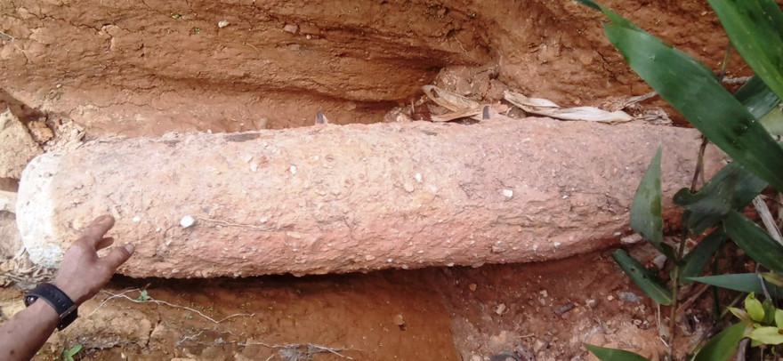 Quả bom nặng hàng trăm kg ở huyện miền núi Tây Giang, Quảng Nam