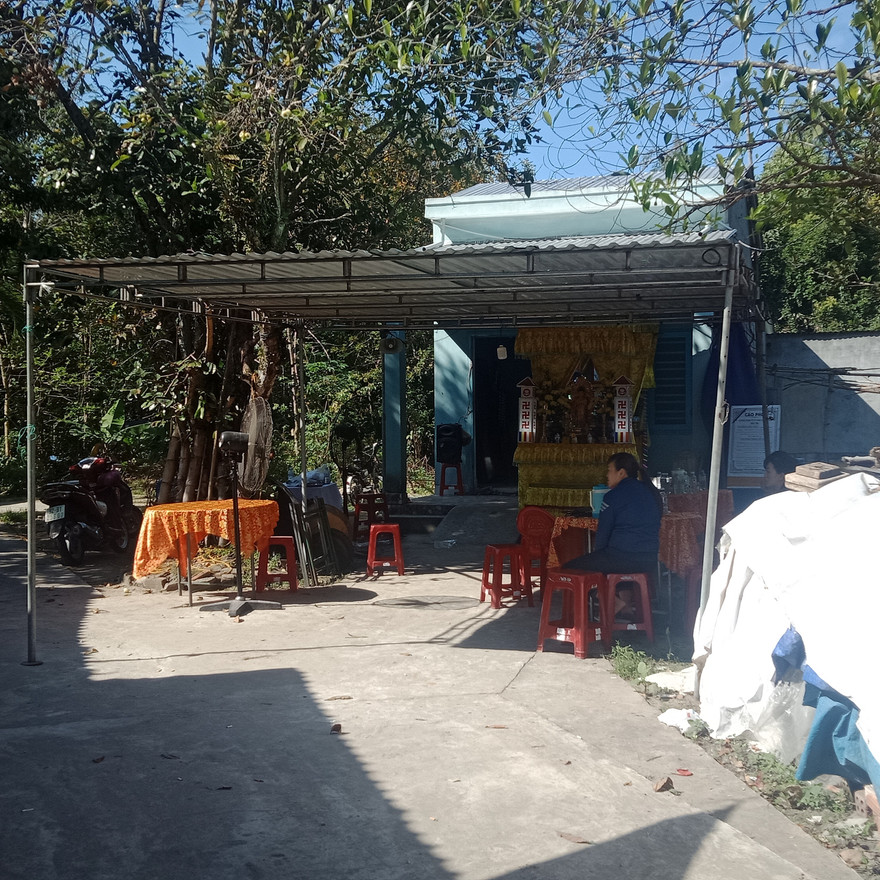 Gia đình tổ chức hậu sự cho ông M. 