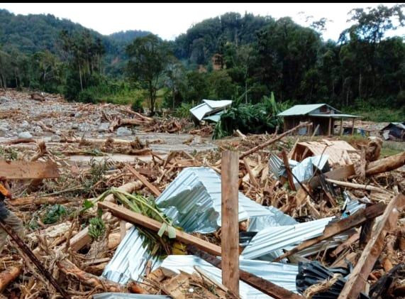 Hiện trường sạt lở tại Phước Lộc, huyện Phước Sơn, Quảng Nam