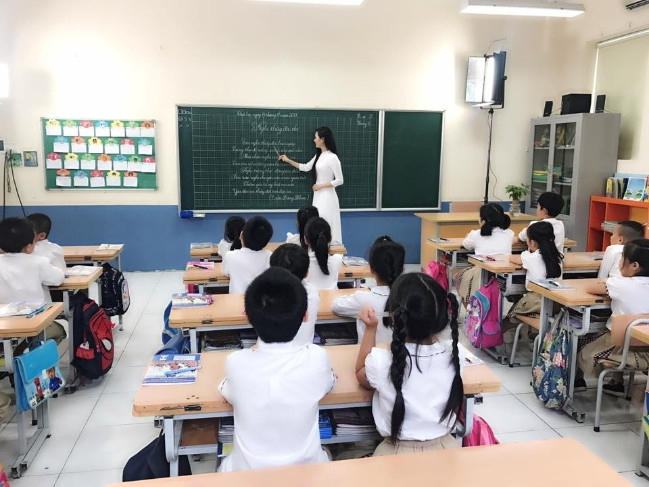 Đề xuất lương giáo viên bằng lương lực lượng vũ trang