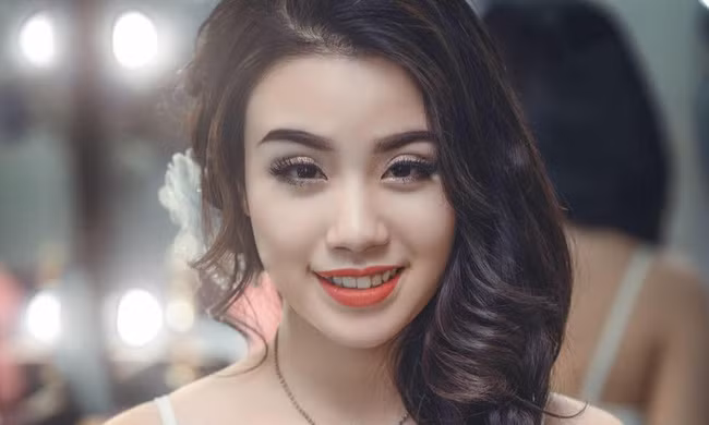 Hotgirl Linh Miu.