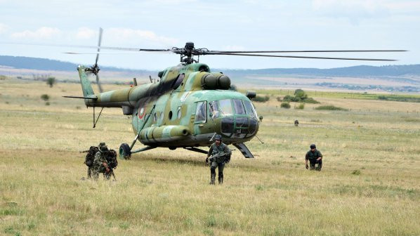 Hai ngày, NATO khai diễn ba cuộc tập trận cực lớn 