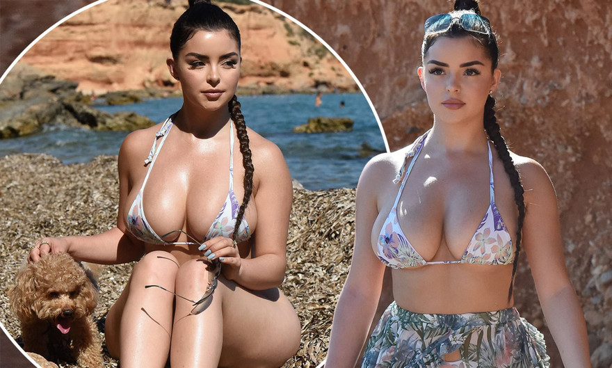 'Nữ hoàng nội y' Anh quốc phô vòng 1 nóng 'nghẹt thở' với bikini nhỏ xíu