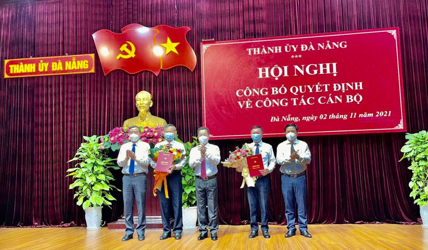 Hội nghị công bố các quyết định về công tác cán bộ