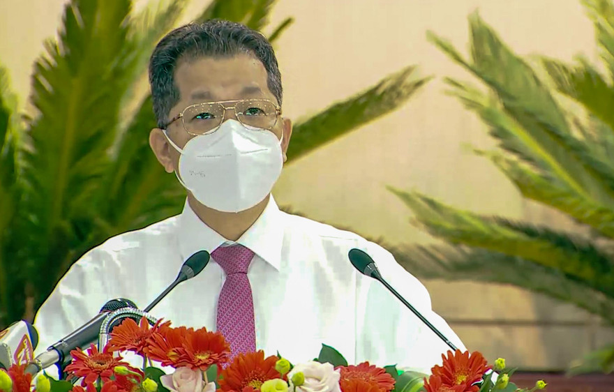 Ông Nguyễn Văn Quảng, Bí thư Thành uỷ Đà Nẵng phát biểu tại kỳ họp thứ 2 HĐND TP Đà Nẵng khoá X. 