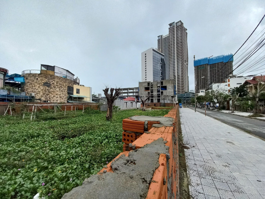 Hiện trạng khu vực 5 lô đất biệt thự từng được nữ đại gia báo mất. 