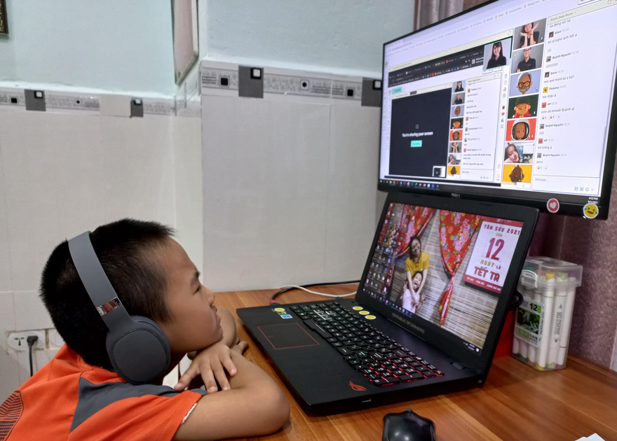 Học sinh Đà Nẵng sẽ khai giảng và học trực tuyến trong bối cảnh dịch COVID-19 đang bùng phát. Ảnh: Nguyễn Thành 