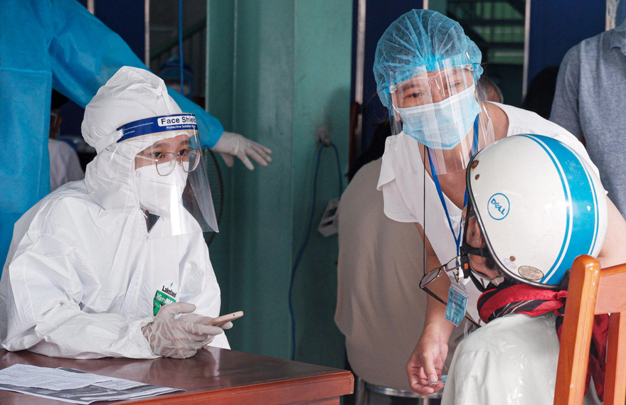 Đà Nẵng ưu tiên vắc xin ngừa COVID-19 của hãng Pfizer cho bệnh nhân mãn tính