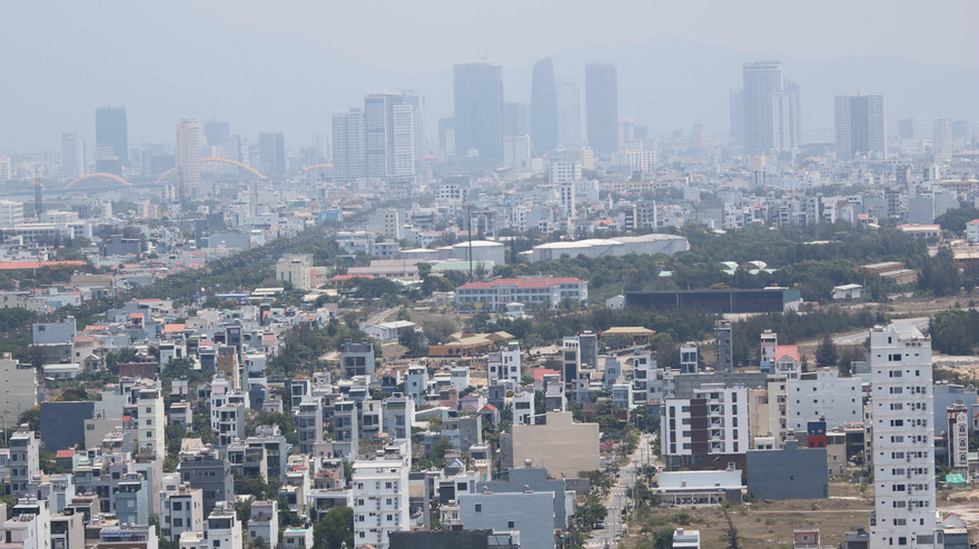 Đà Nẵng hiện đang dư hơn 15.000 lô đất tái định cư. Ảnh: Nguyễn Thành.