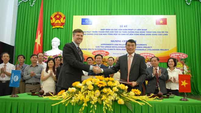 560 triệu USD giúp ĐBSCL thích ứng hạn mặn, lũ lụt