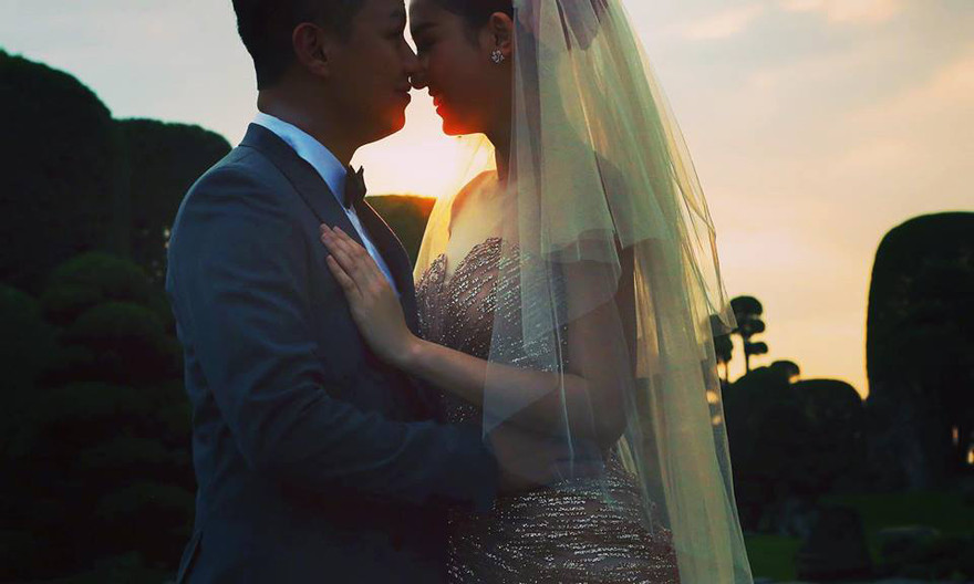 Á hậu Trà My hé lộ gương mặt ông xã trên facebook cá nhân.