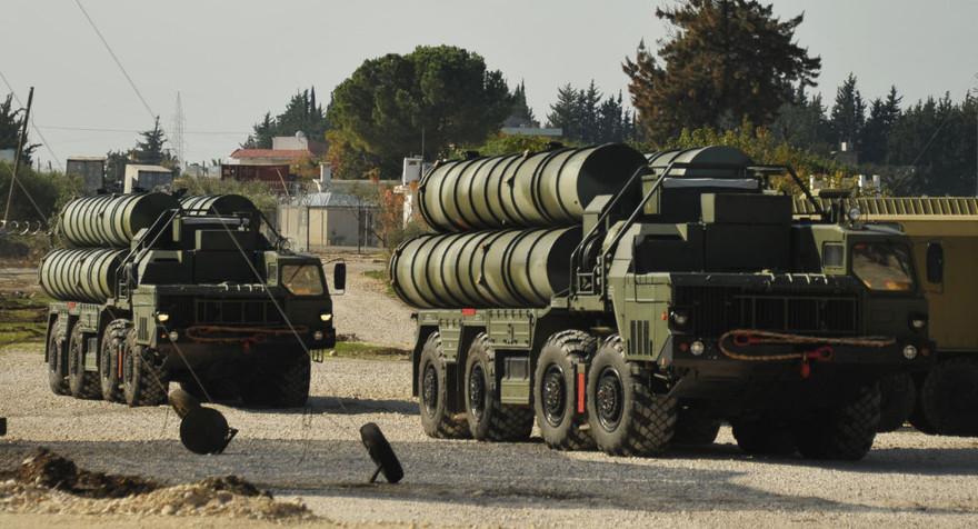 Hệ thống phòng không S-400 của Nga ở Syria. Ảnh: Bộ Quốc phòng Nga