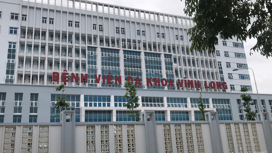 Bác sĩ trực cấp cứu của BVĐK Vĩnh Long chỉ bị khiển trách.