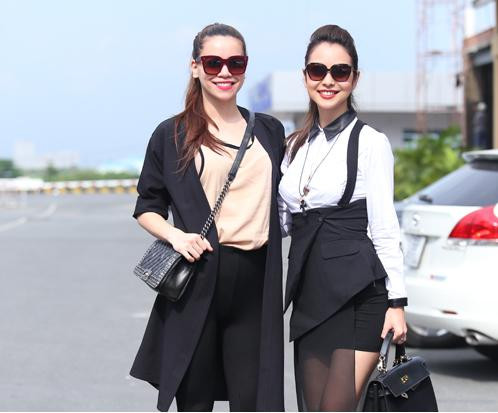 Hà Hồ, Jennifer Phạm đọ vẻ quyến rũ và sành điệu.