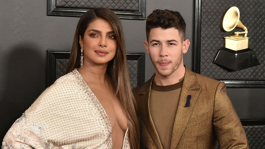 Hoa hậu Priyanka Chopra gọi chồng kém 10 tuổi là 'tình yêu của đời em'