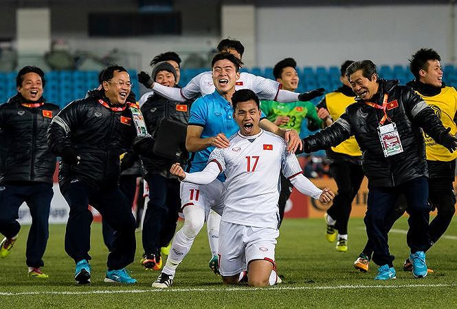 Chia sẻ ảnh, clip 'Ấn tượng U23 Việt Nam', hân hoan nhận quà tặng