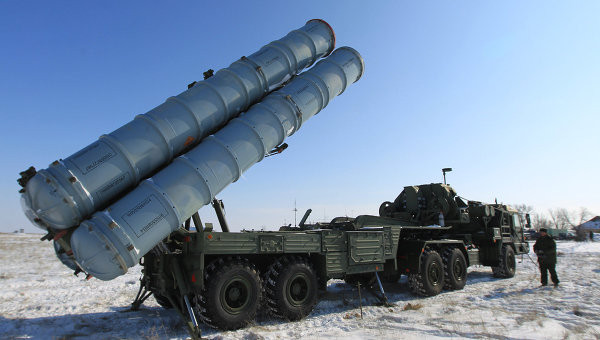 Hệ thống phòng không S-400 là nội dung trọng tâm trong chương trình hợp tác quốc phòng giữa Nga và Ấn Độ. Ảnh: RIA Novosti