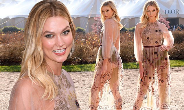 Karlie Kloss khoe dáng tuyệt mỹ với váy xuyên thấu