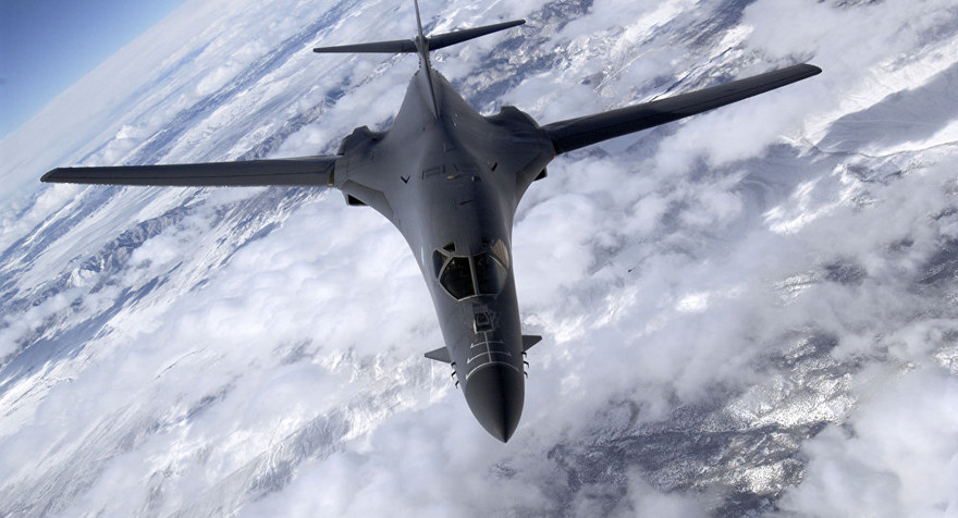 Oanh tạc cơ B-1B. Ảnh: AP