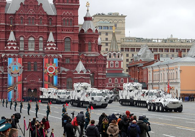 Vũ khí lần đầu xuất hiện trong lễ duyệt binh Ngày Chiến thắng